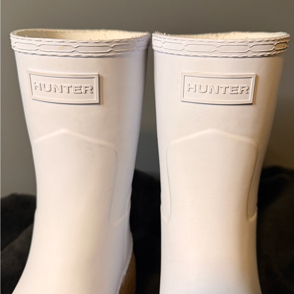 Hunter Refined Stitch Rain Boots White & Tan - Picture 2 of 8